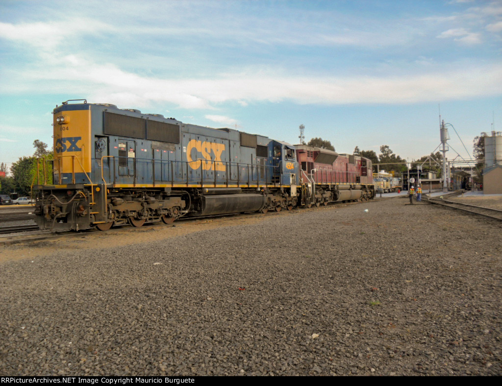 CSX SD70MAC Locomotive in the yard